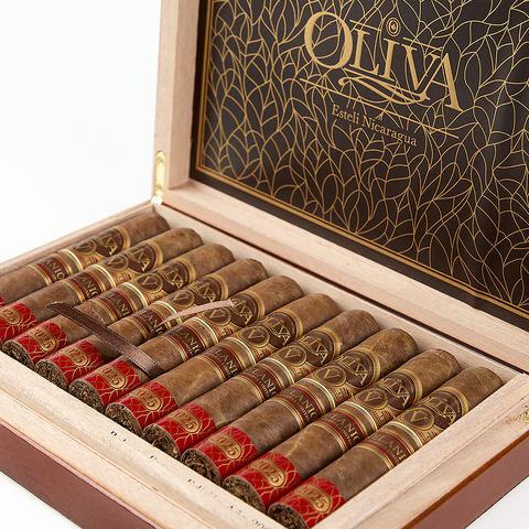 Oliva Serie V Melanio Edicion Ano 2025, , large image number null