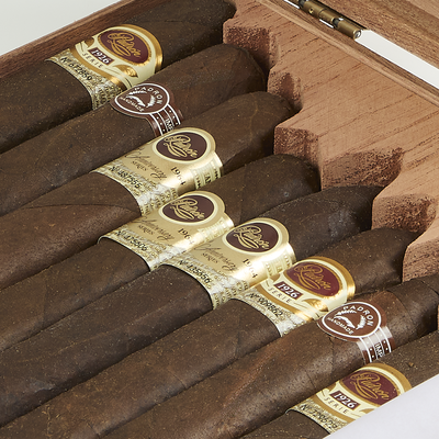 Padron 8-Cigar Sampler Maduro