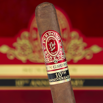 Perdomo Reserve 10th Anniversary Box-Pressed Sun-Grown