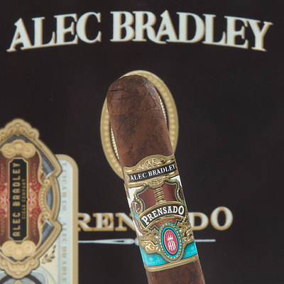 Alec Bradley Prensado